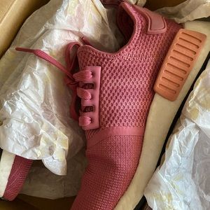Adidas Originals NMD R1 Maroon/ Pink